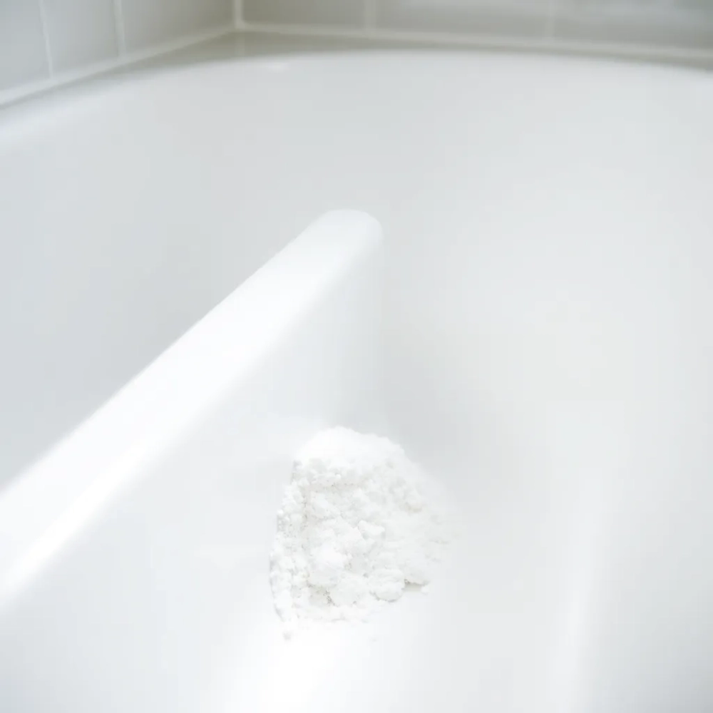 Czyszczenie wanny akrylowej sodą