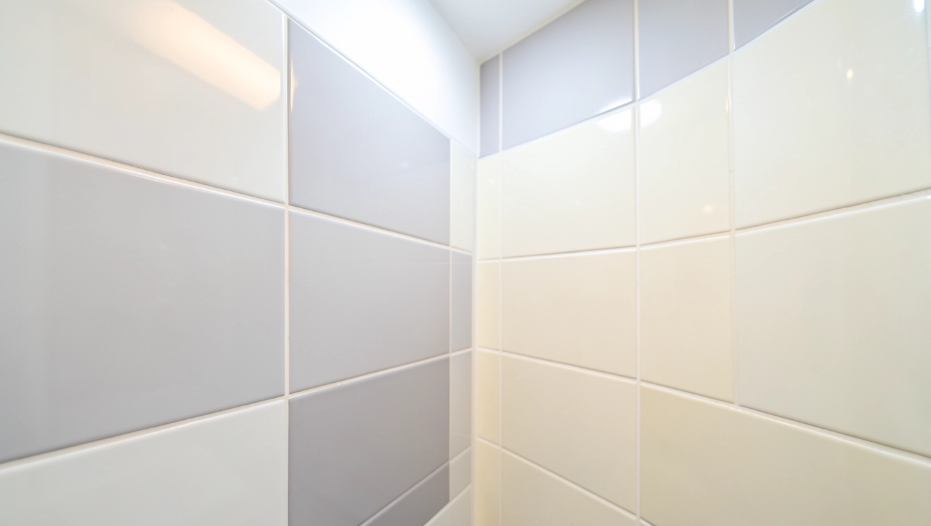 Jasne błyszczące kolory dużych płytek