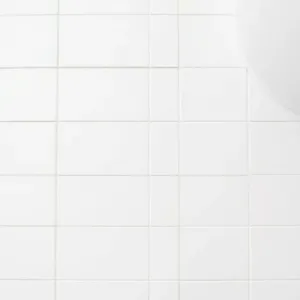 Białe płytki podłogowe do łazienki