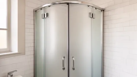 Drzwi do kabiny prysznicowej półokrągłej