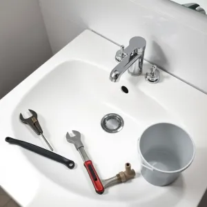 Jak wymienić baterię umywalkową