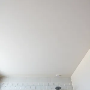 Jaka gładź na sufit do łazienki