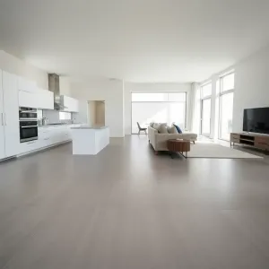 Jednolitą podłoga w kuchni i salonie