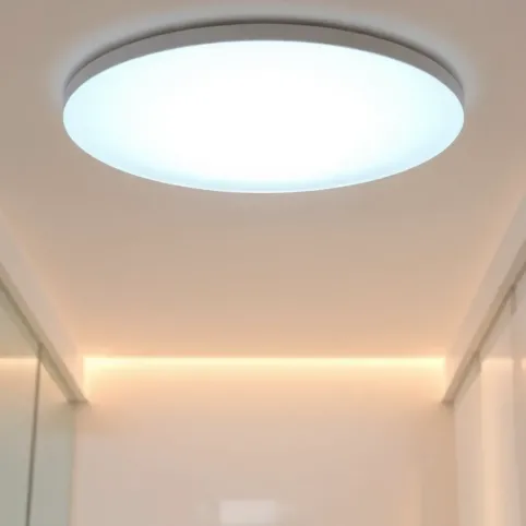 Lampa sufitowa do łazienki IP44