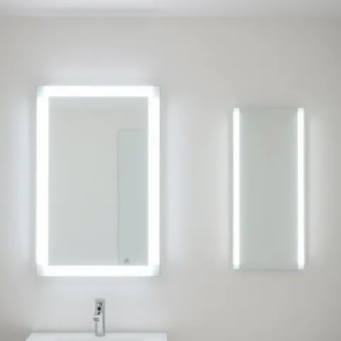 Lampy do łazienki przy lustrze