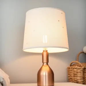 Lampy do pokoju młodzieżowego dla dziewczyny