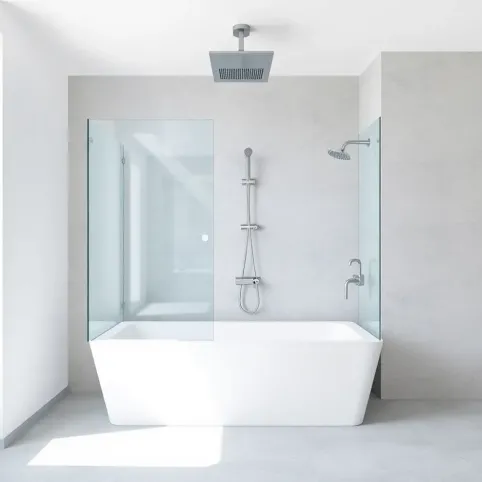 Niska wanna z prysznicem