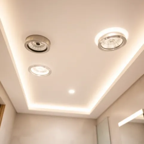 Oczka sufitowe do łazienki