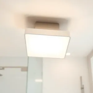 Plafon do łazienki kwadratowy