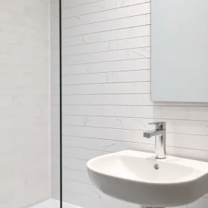 Płytki do małej łazienki inspiracje