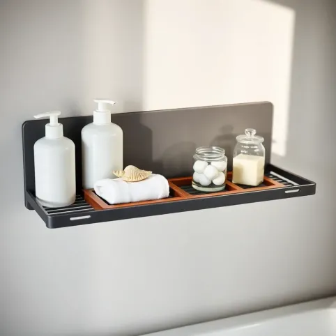 Półka na kosmetyki przy wannie
