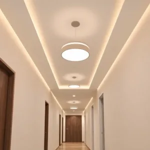 Przedpokój oświetlenie sufitowe inspiracje