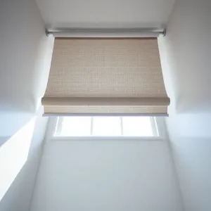 Roleta do łazienki od dołu