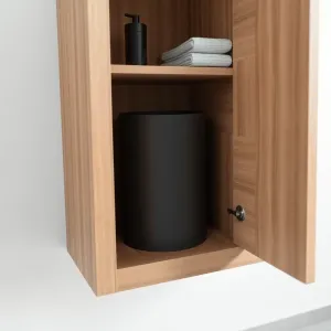 Słupek łazienkowy z koszem 30 cm