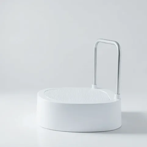 stopień z poręczą  schodek do wanny antypoślizgowy