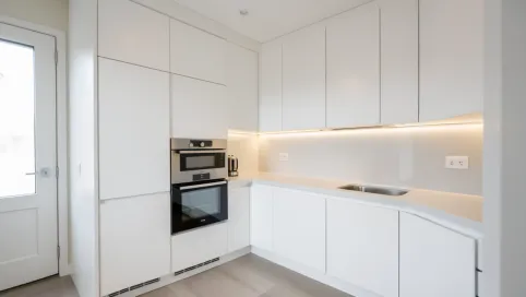 szafki kuchenne do sufitu w bloku