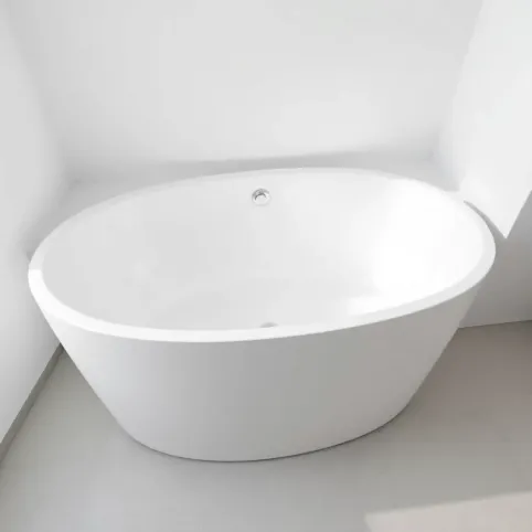 Wanna 150 x 70 z obudową