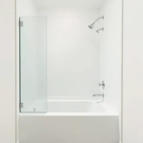 Wanna z drzwiami dla seniora