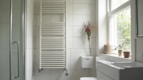 Wąski grzejnik łazienkowy
