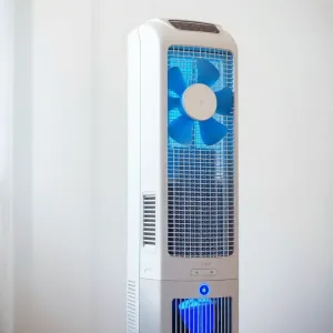 Wentylator pokojowy z chłodzeniem