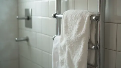 Wieszak na grzejnik łazienkowy