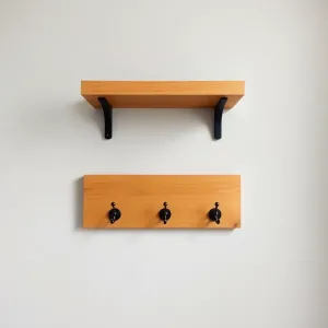 Wieszaki do przedpokoju drewniane z półką