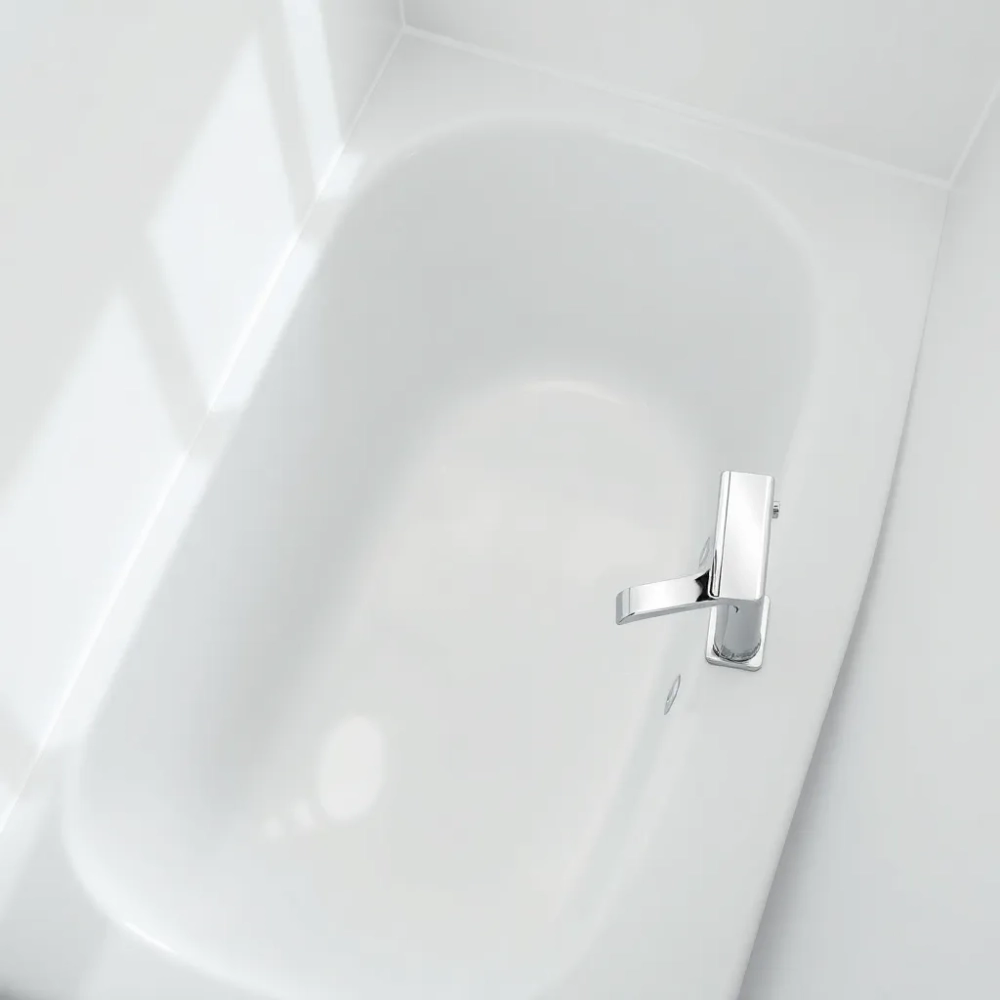 Wanna narożna z baterią nawannową